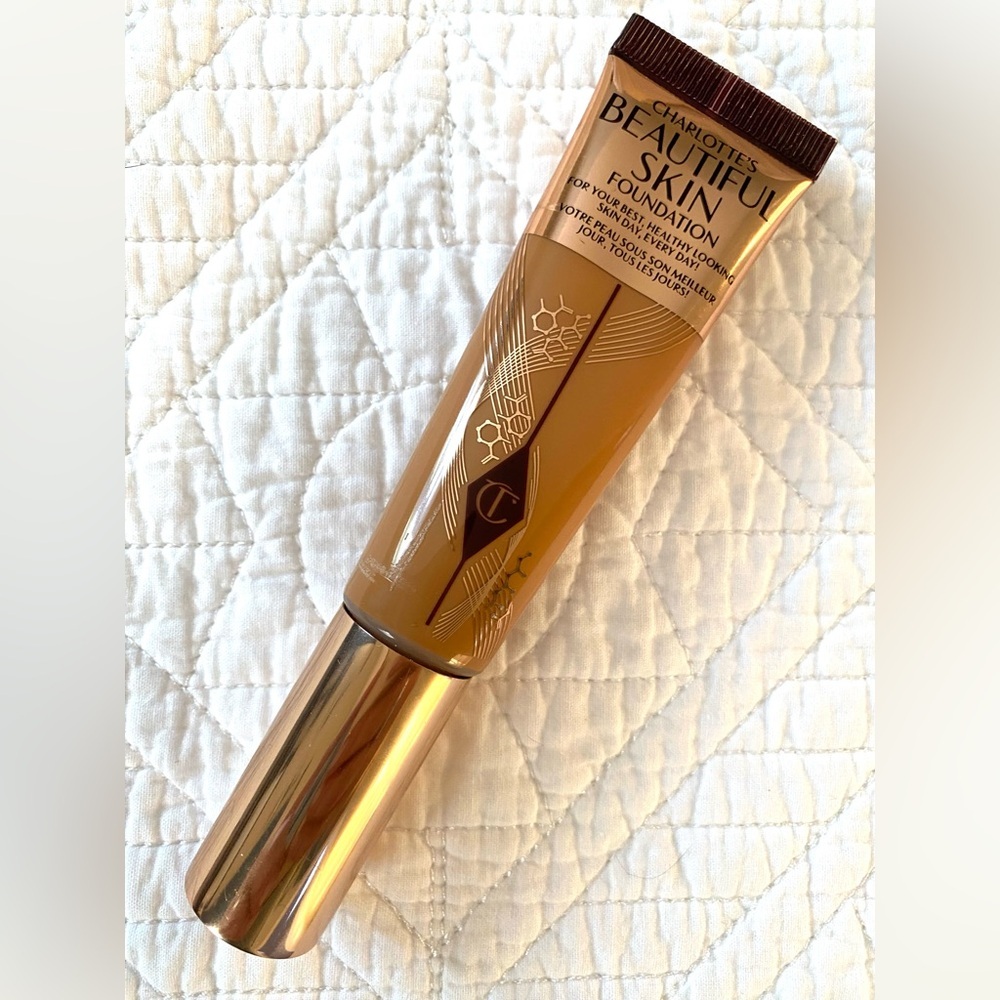 Charlotte Tilbury Make up Beautiful Skin Foundation Shade 11 Neutral - Picture 2 of 8